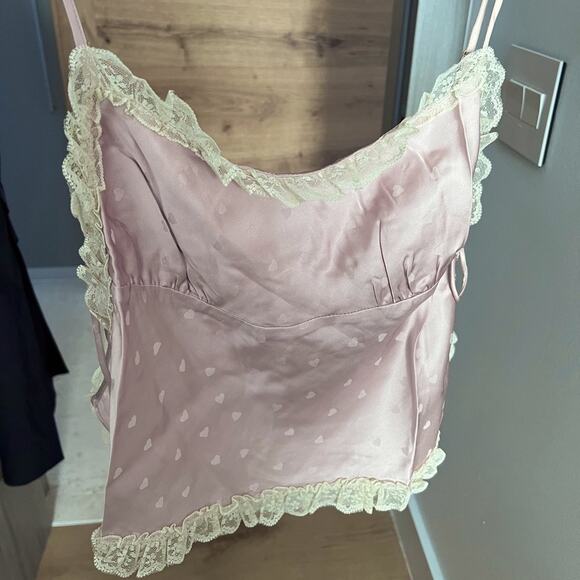 Rumored Pink and Cream Lace Trim Cami Top - Picture 5 of 10